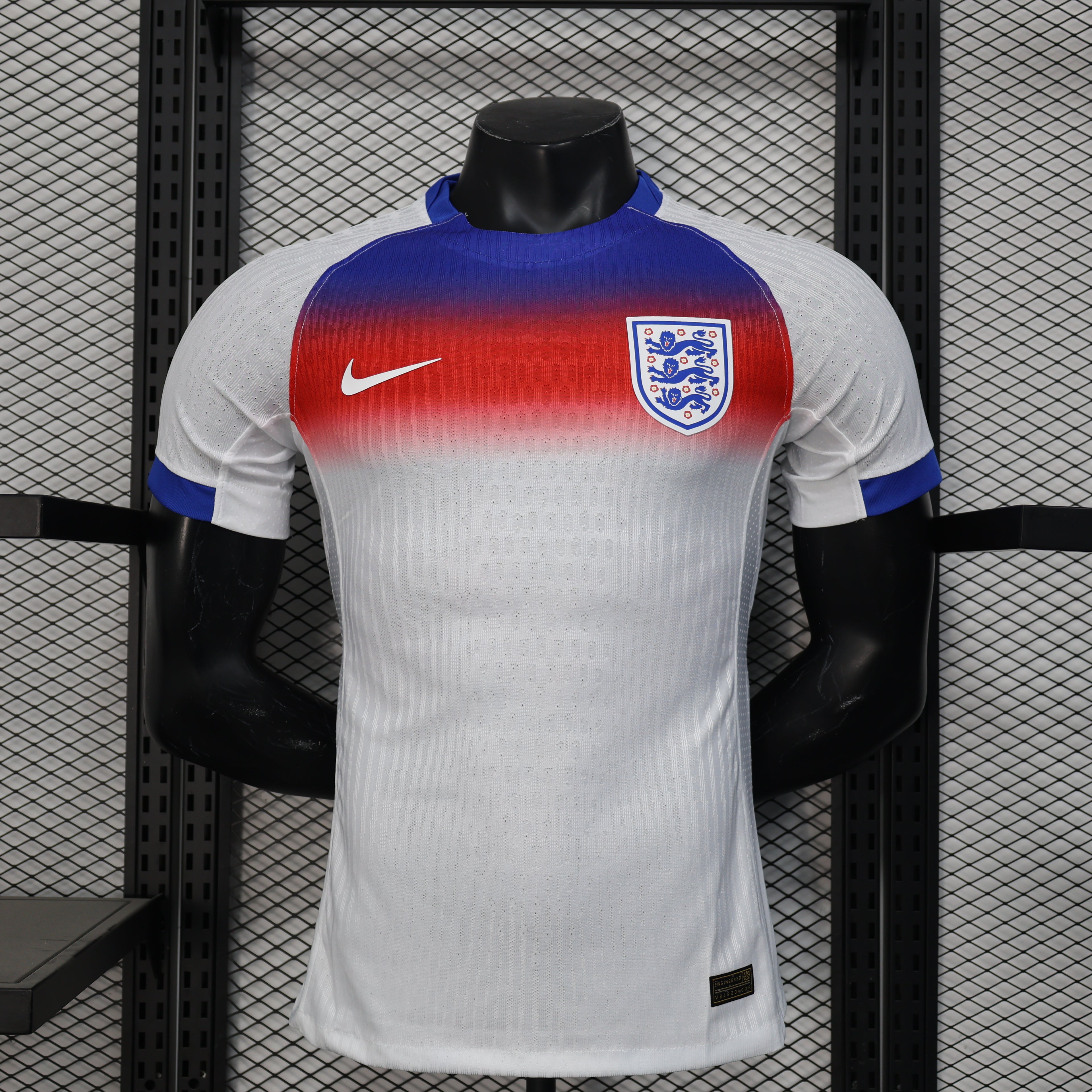 1º Equipación Inglaterra 2025