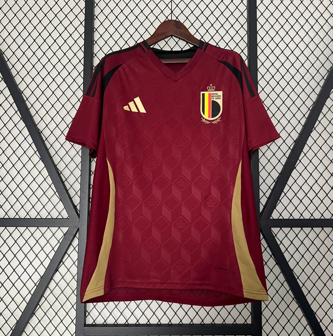 1º Equipaciòn Bélgica 2025