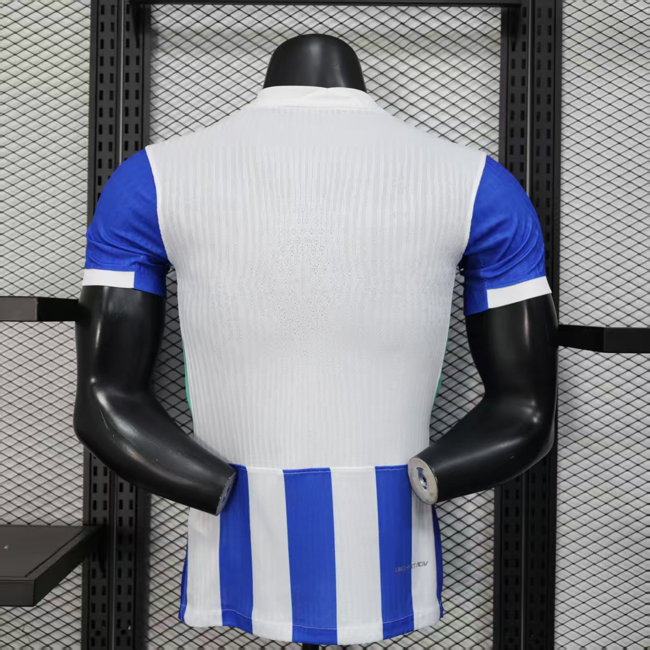 1º Equipación Brighton 2025-2026