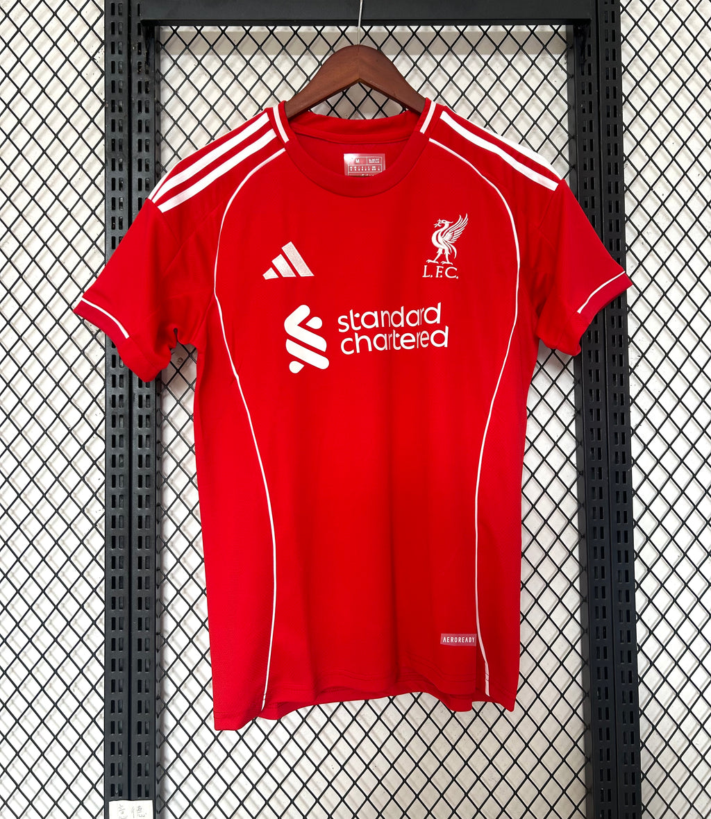 1º Equipación Liverpool 2025-2026