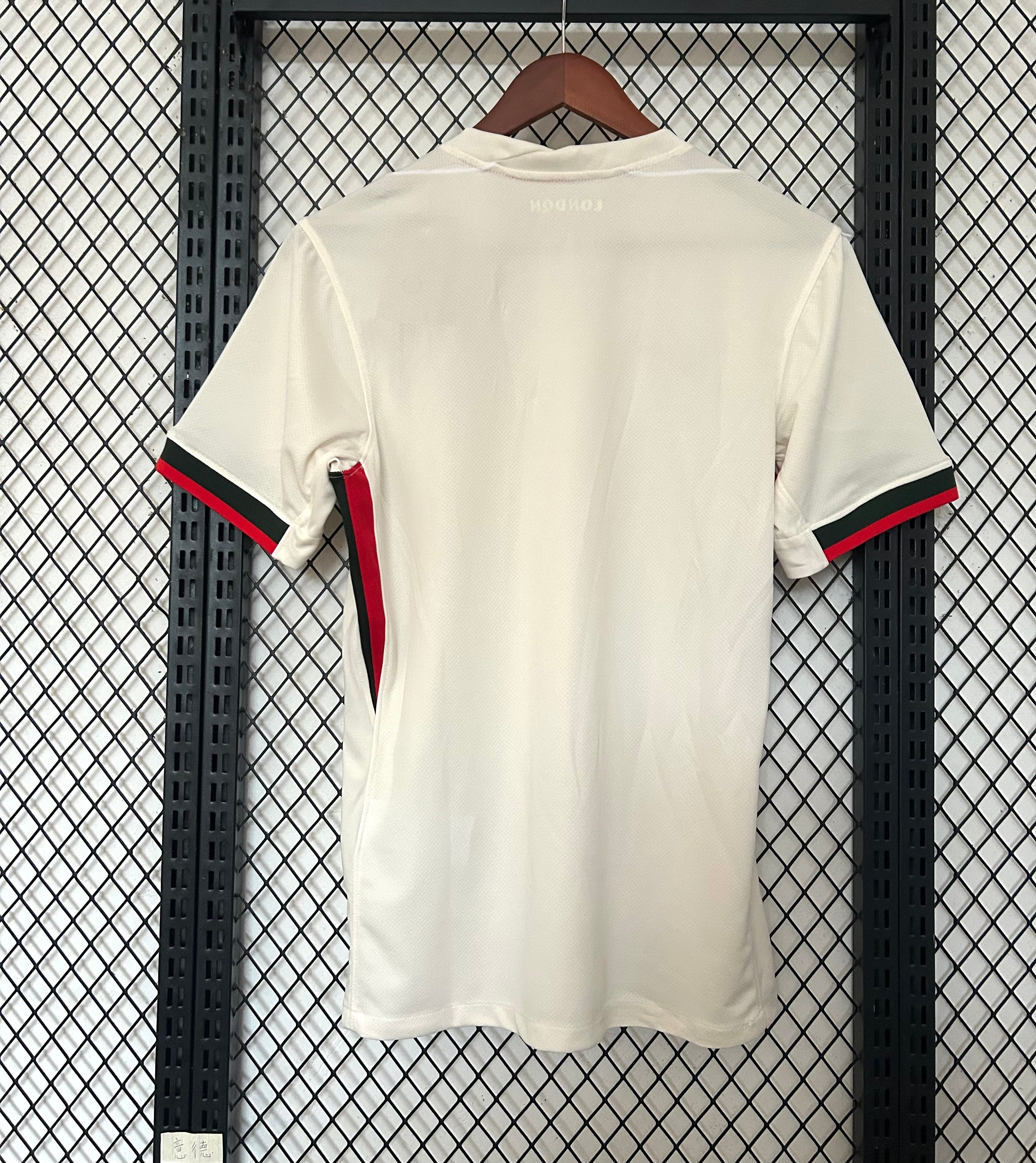 2º Equipaciòn Chealsea 2025-2026