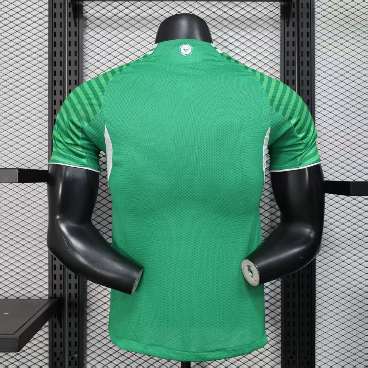 2º Equipación Newcastle 2025-2026