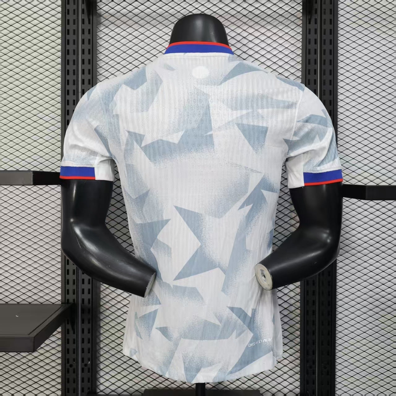 1º Equipación USA 2025